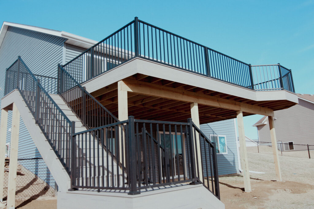How Much Does a New Deck Cost and How Long Does It Last?